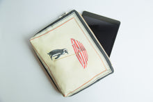 Load image into Gallery viewer, African Penguins Umbrella Toiletry Bag