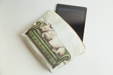 Load image into Gallery viewer, Rhino Toiletry Bag
