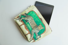 Load image into Gallery viewer, Leopard Toiletry Bag
