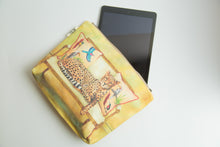 Load image into Gallery viewer, Cheetah Toiletry bag