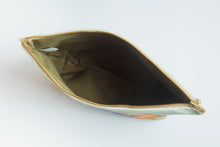 Load image into Gallery viewer, Hippo Toiletry Bag